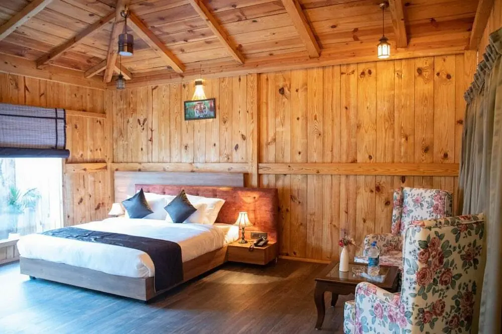 Наинитал: Pumpkin Hotels Corbett, Tusk N Wood