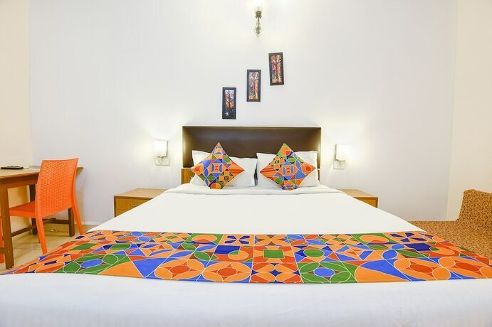 Кандолим: FabHotel Benz Destination Resort