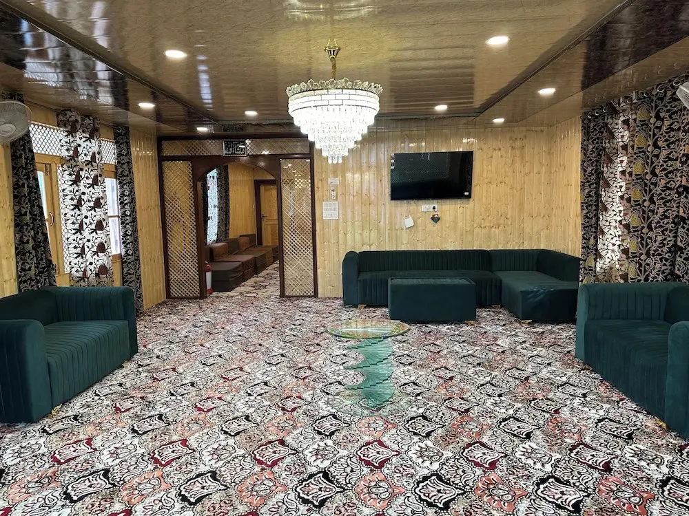 Шринагар: The Heritage Safina Group Of Houseboats