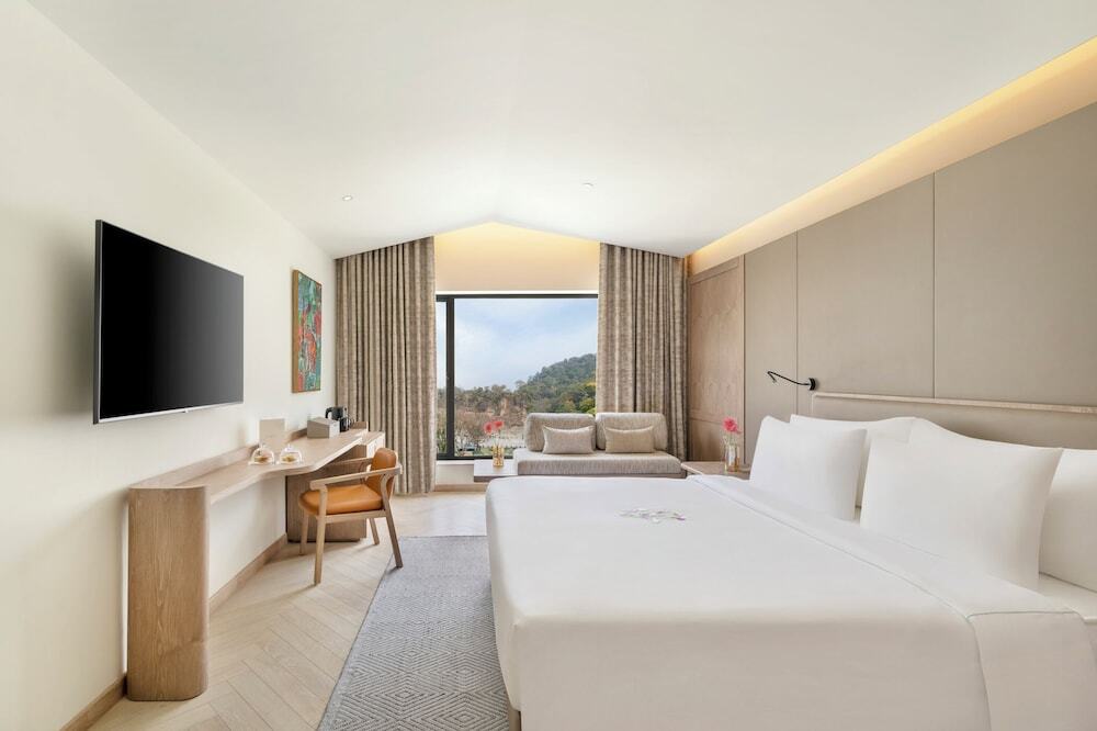 Наинитал: ZANA - A Luxury Escape, Jim Corbett