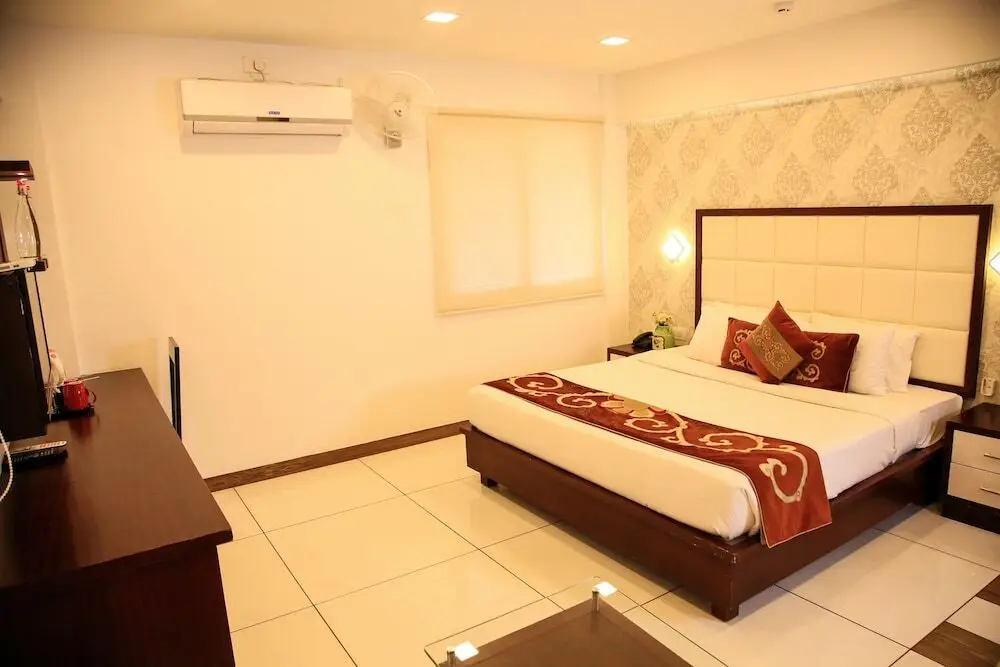 Кумили: Tiger Trails Thekkady