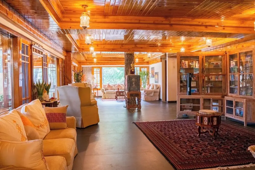 Солан: Chillaru Resort