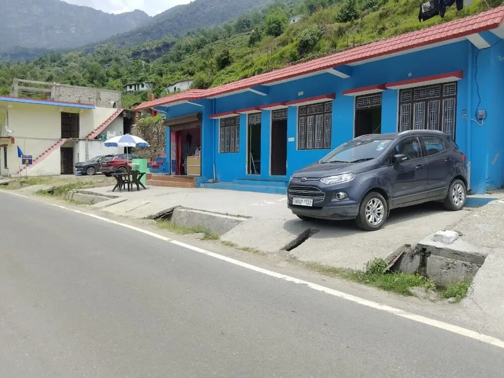 Чамоли: Kartiky homestay & restautant Gopeshwer
