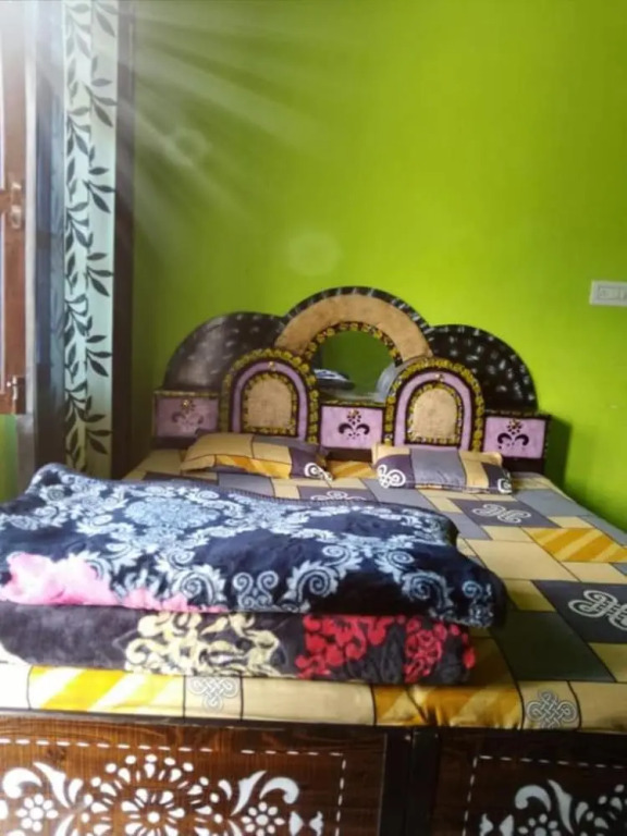 Чамоли: Kartiky homestay & restautant Gopeshwer