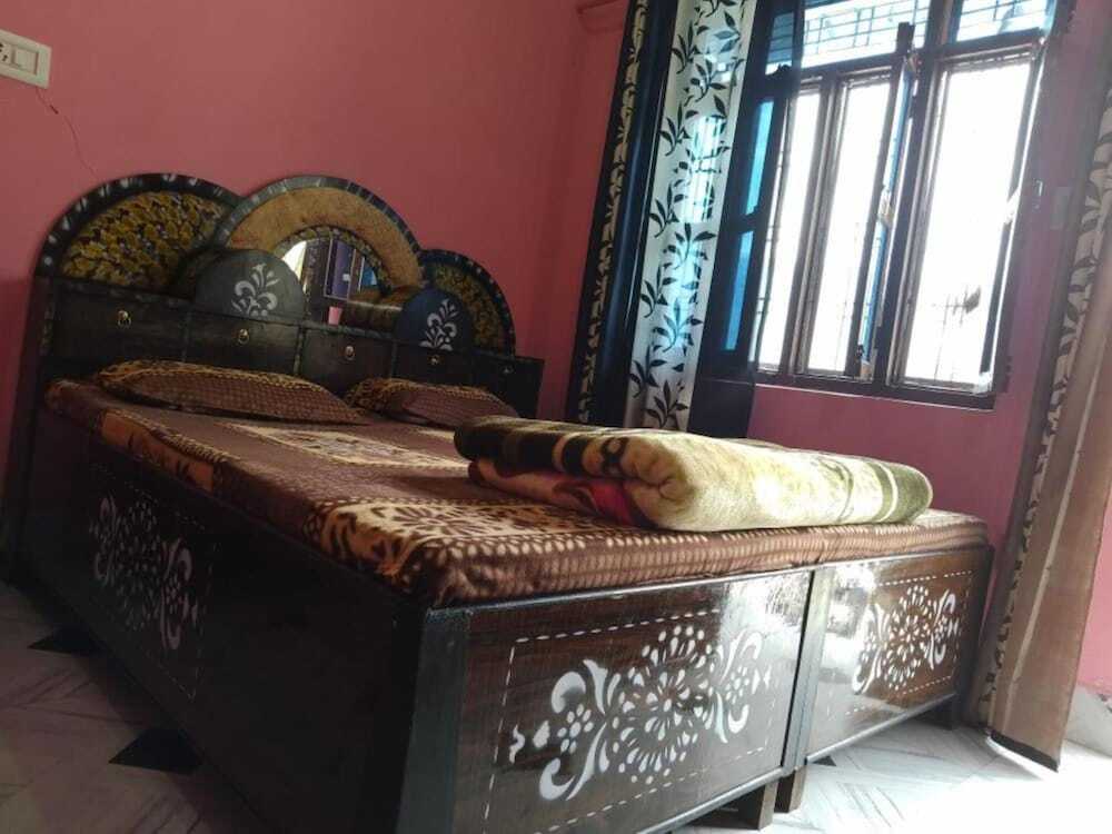 Чамоли: Kartiky homestay & restautant Gopeshwer