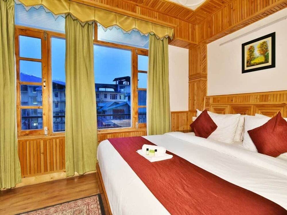 Манали: Hotel Himgiri Manali
