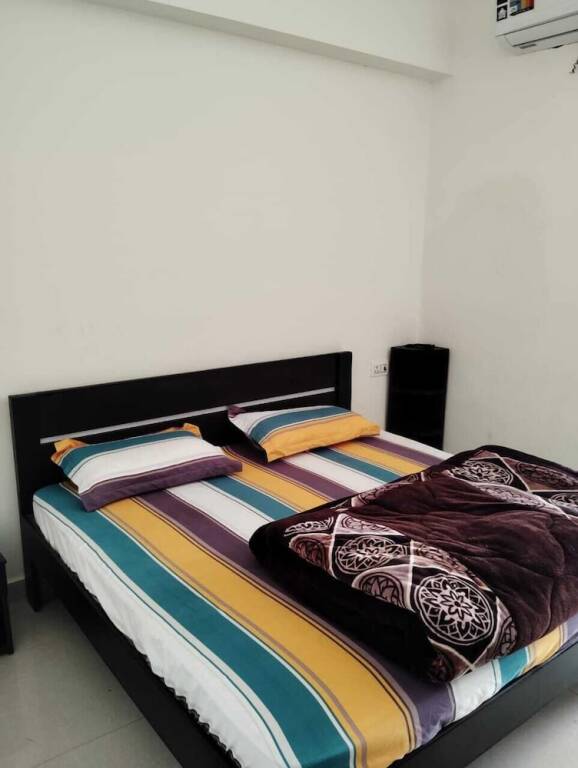 Наинитал: Hotel Parwatanchal Restaurant & Party