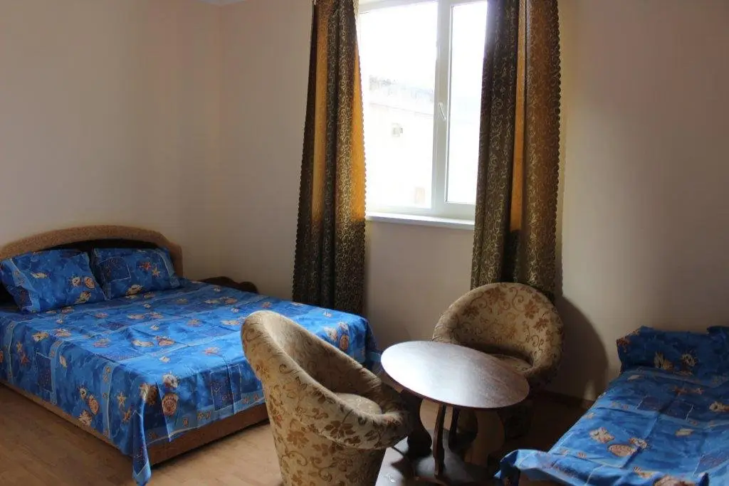 Заозерное: Komfort Guest House