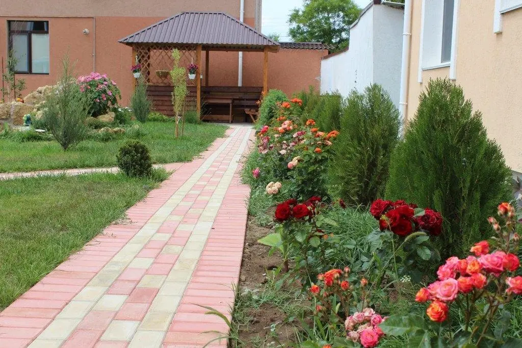 Заозерное: Komfort Guest House