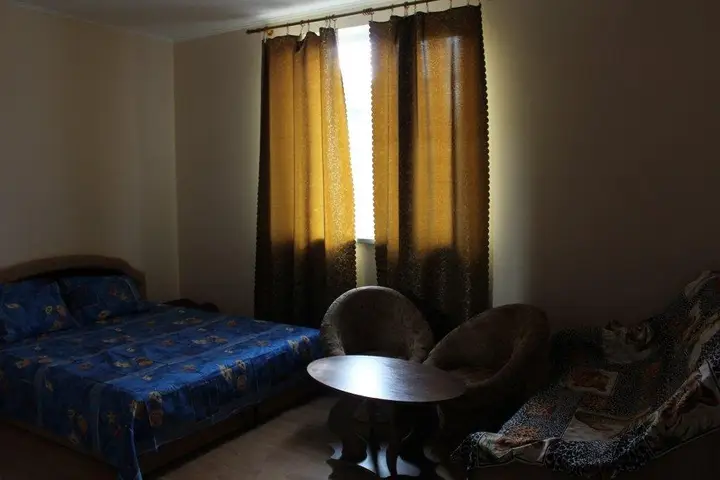 Заозерное: Komfort Guest House