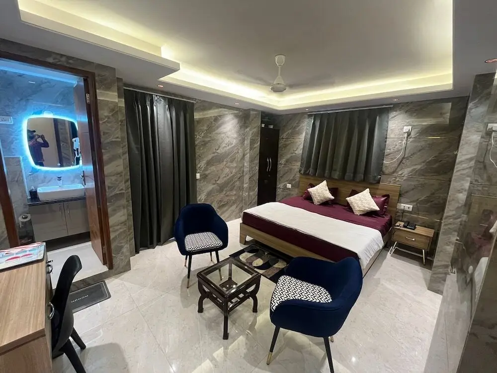 Нью-Дели: Roomshala 180 Divine Residency