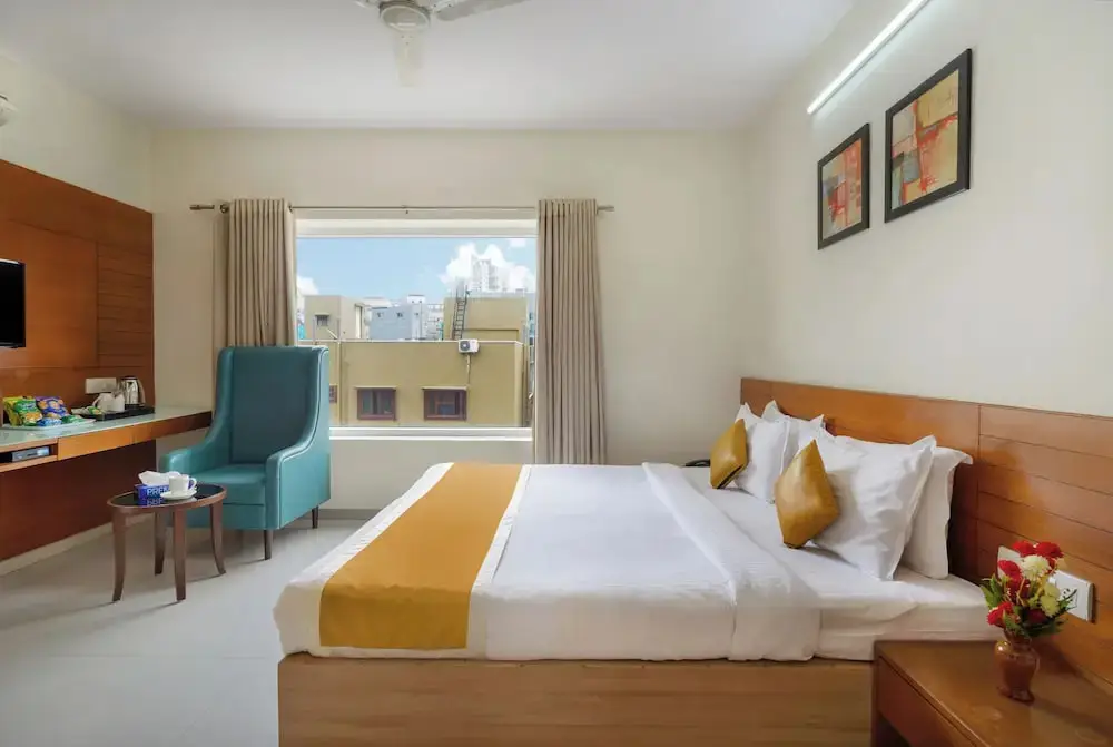 Хидерабад: Westside Hotel  Gachibowli