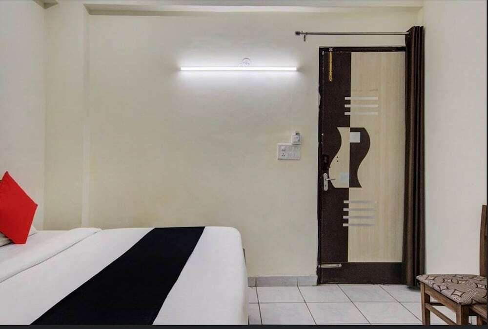 Нойда: Hotel Casa Florence By GRB