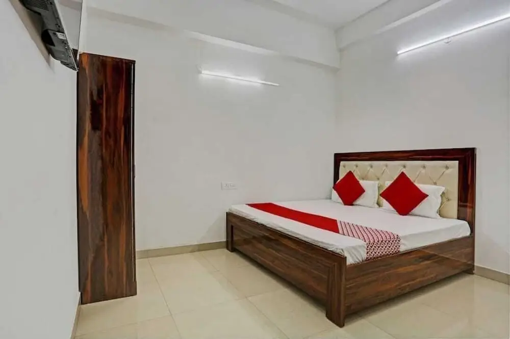 Канпур: Hotel Shubh Villa