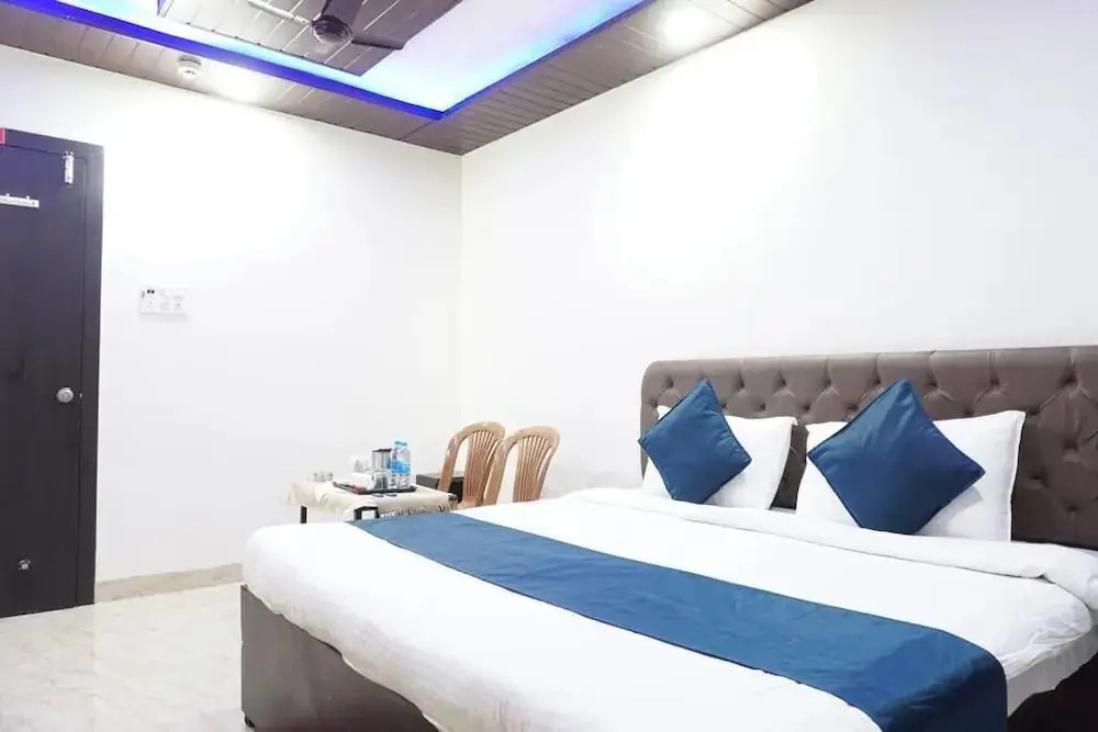 Пуна: Hotel Viraj