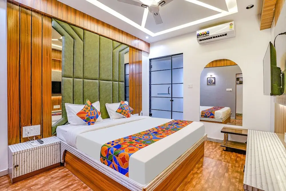 Вадодара: Fabhotel Max