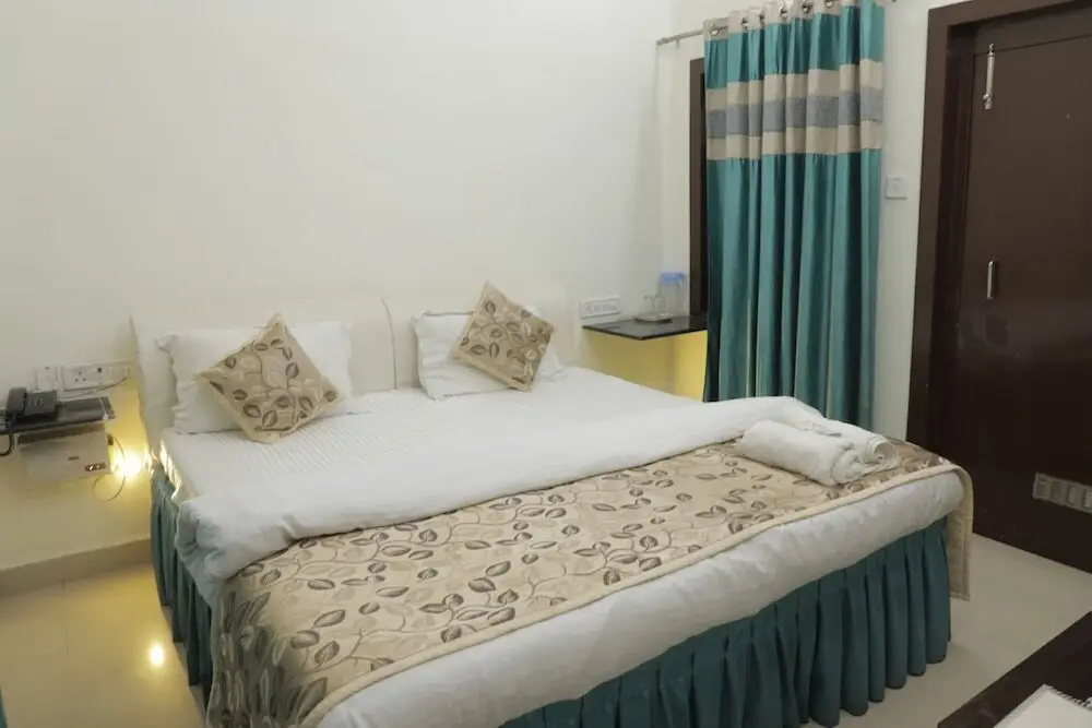 Праяградж: Temptation Hotel