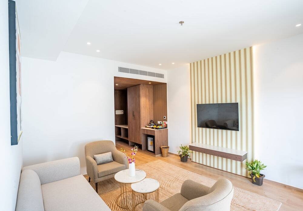Казаули: Velmore Kasauli Operated by Royal Orchid