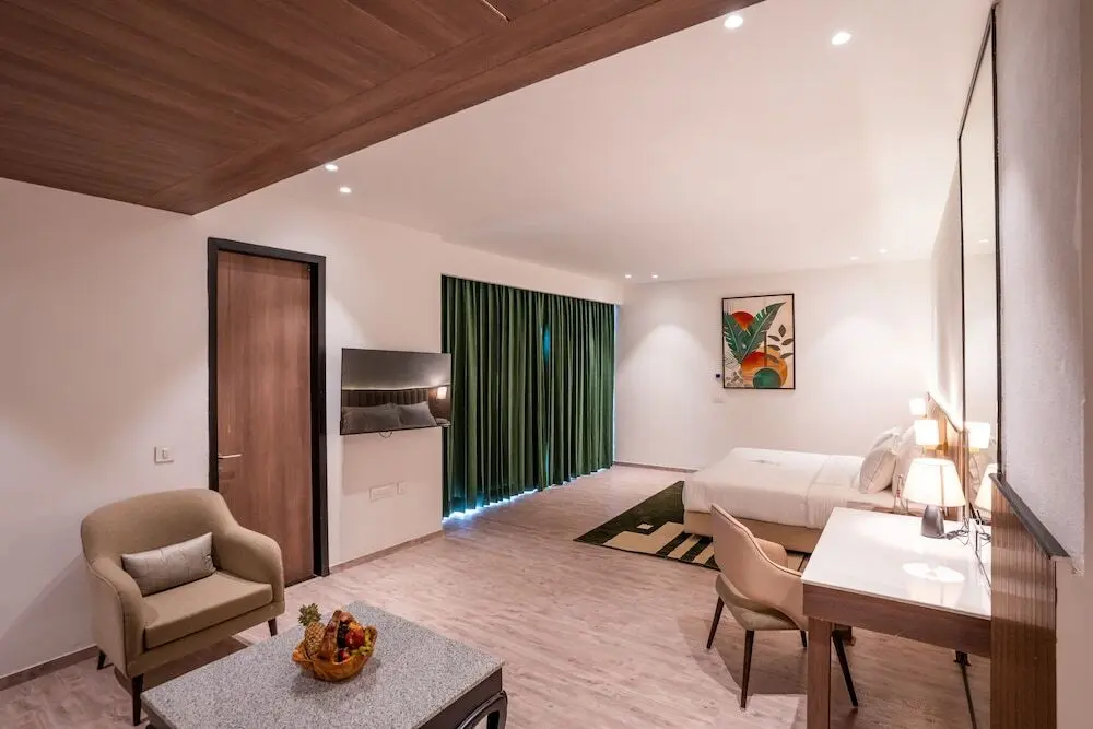 Казаули: Velmore Kasauli Operated by Royal Orchid