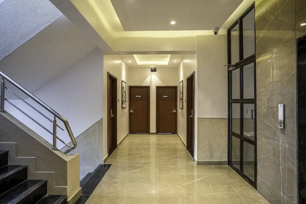 StayBird Divine Suites Business Hotel — фото 1