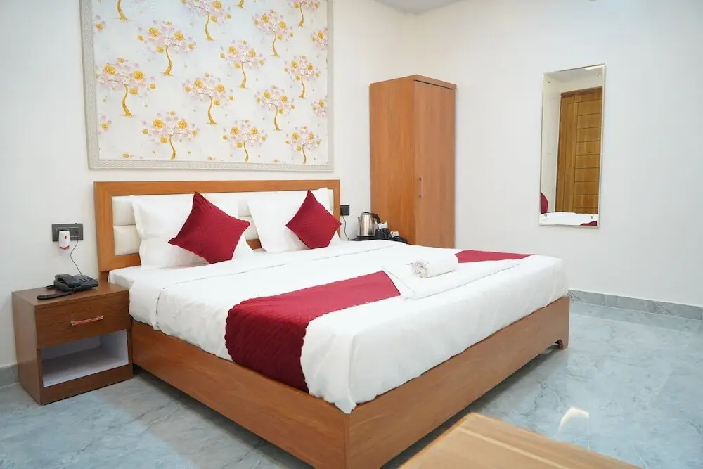 Лакхнау: Hotel Blossom Inn