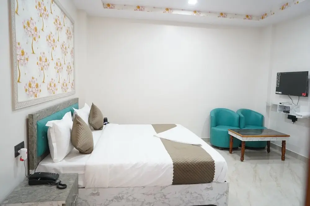 Лакхнау: Hotel Blossom Inn