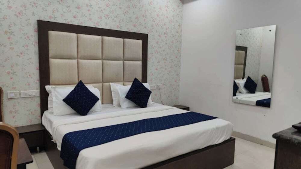 Панчкула: Hotel Royal Regency