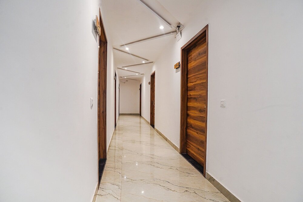 Агра: Fabhotel Grand Inn Ii