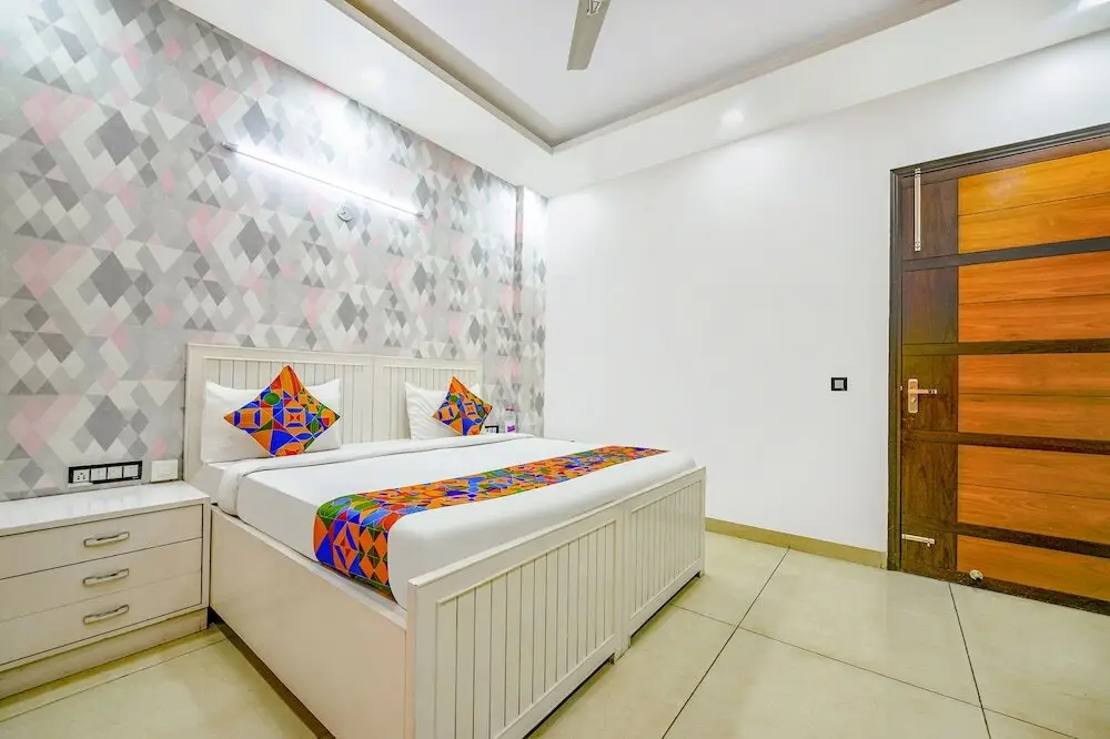 Дехрадун: Fabhotel Prime Happy Feet Luxury Homestay