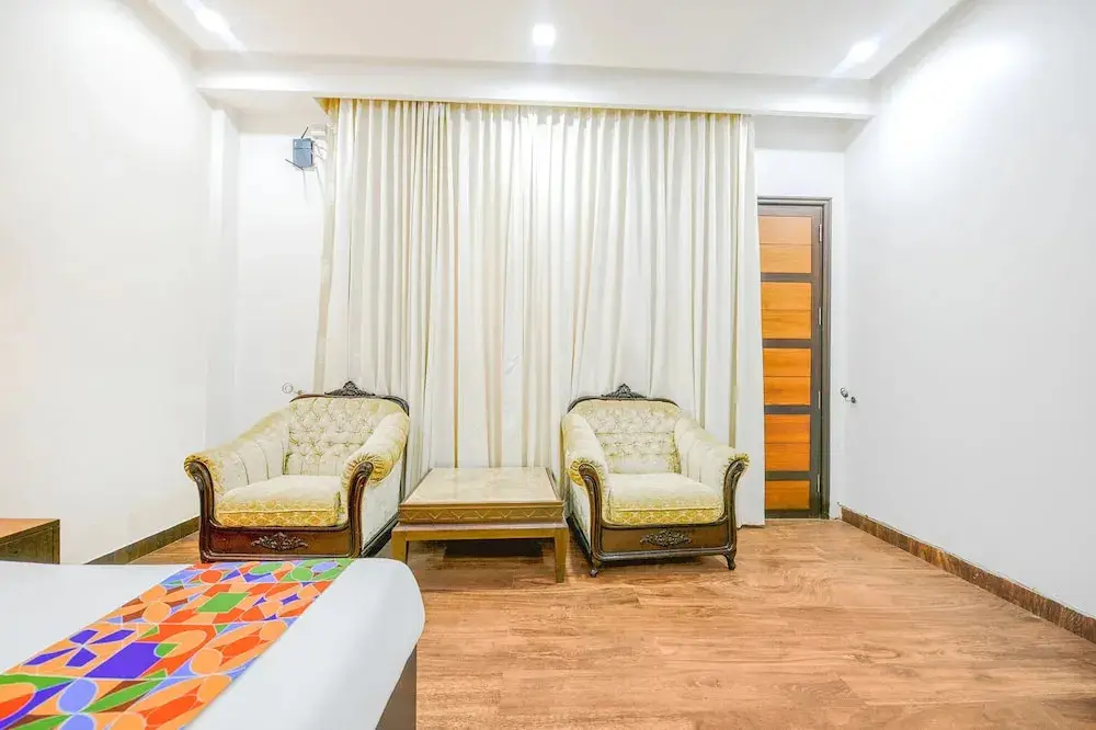 Дехрадун: Fabhotel Prime Happy Feet Luxury Homestay