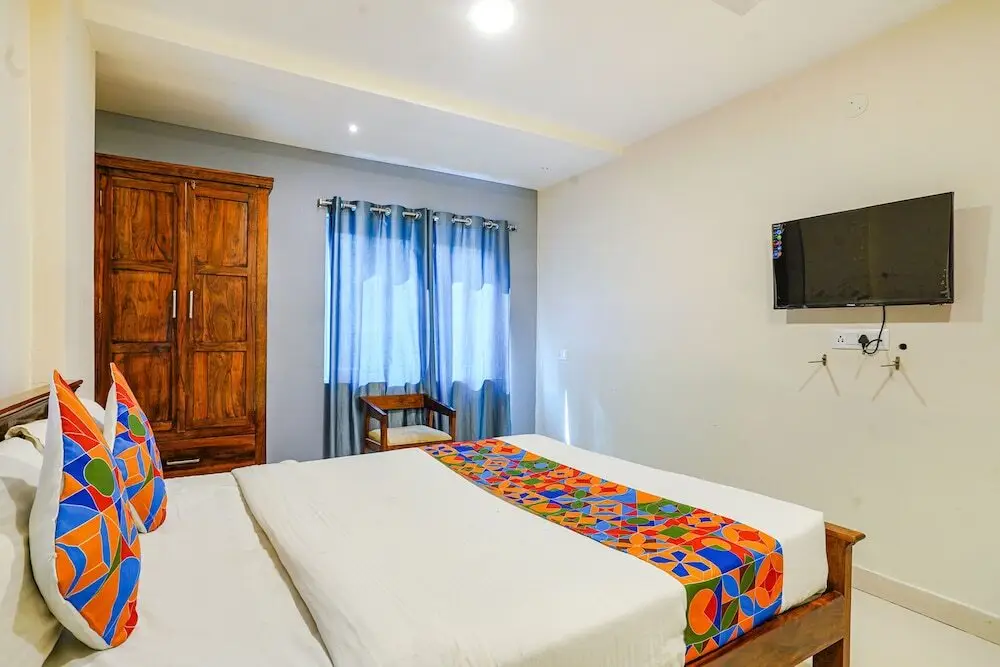 Хидерабад: Fabhotel Unique Suites