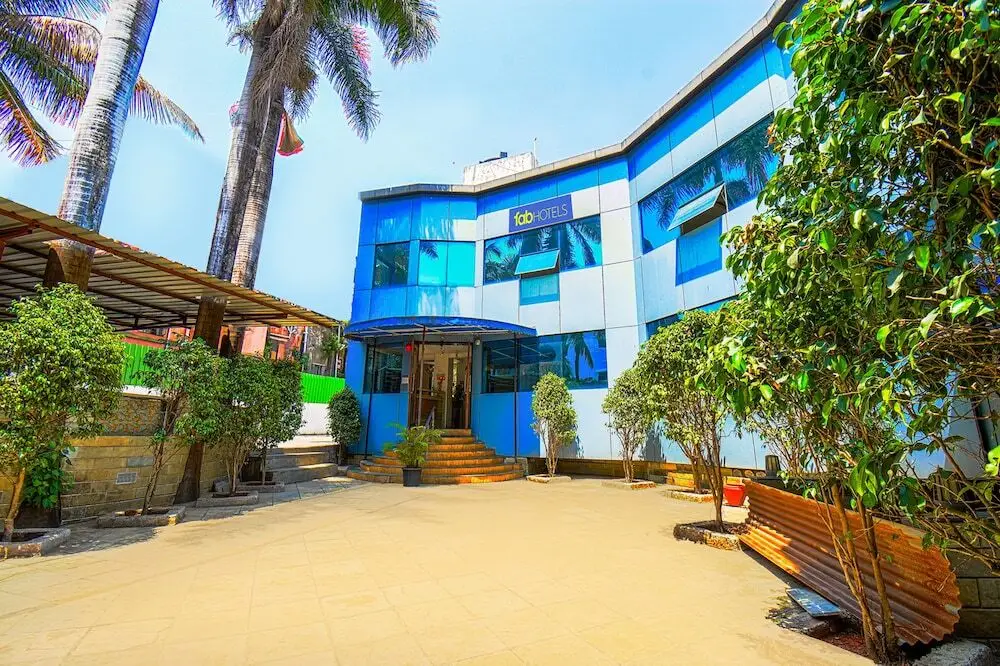 Fabhotel Saiba Residency — фото 1