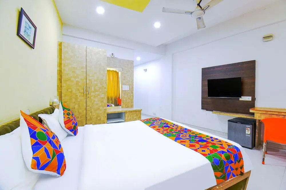Пирангут: Fabhotel Saiba Residency
