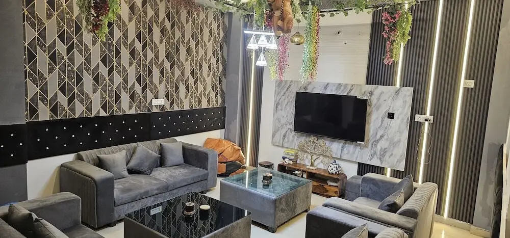 Нойда: Bunk house villa