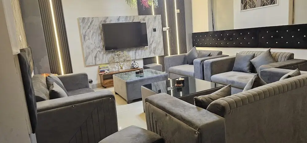 Нойда: Bunk house villa