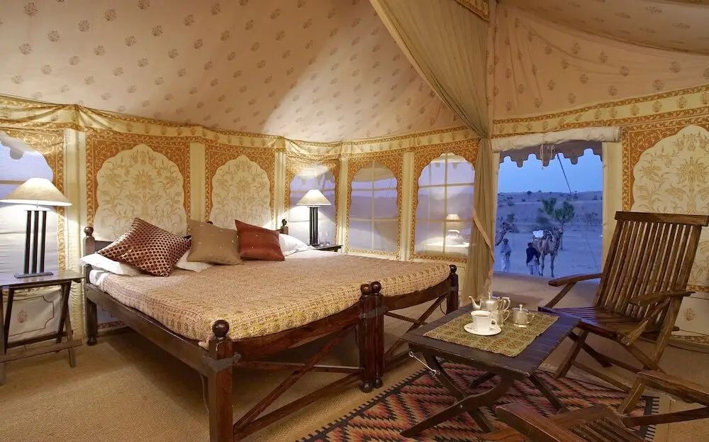 Khiyansaria: Manvār Sevan, The Desert Camp