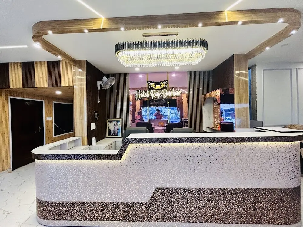 Hotel Raj Darbar — фото 1