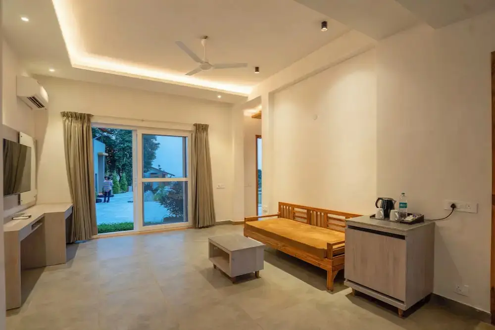 Наинитал: Evara Spa & Resort