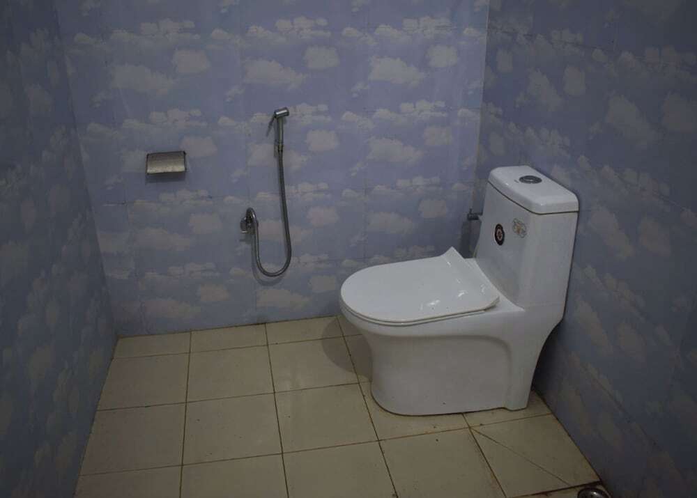 Джиоти Гаон: Falcon Jungle Resort