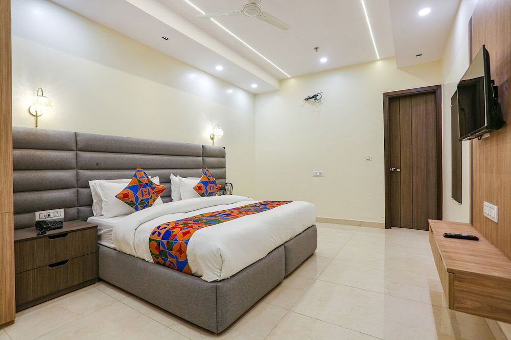 Нью-Дели: Fabhotel Vishesh Villas