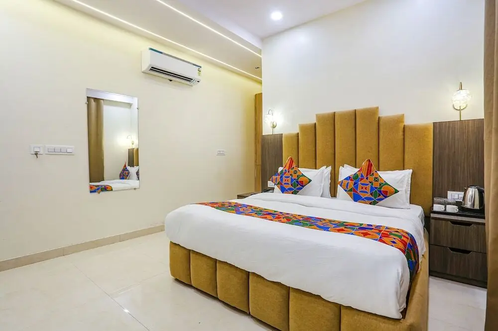 Нью-Дели: Fabhotel Vishesh Villas