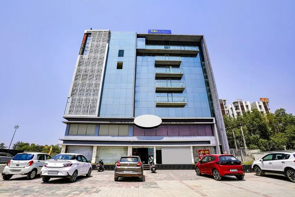 Ахмедабад: FabHotel Kingsway