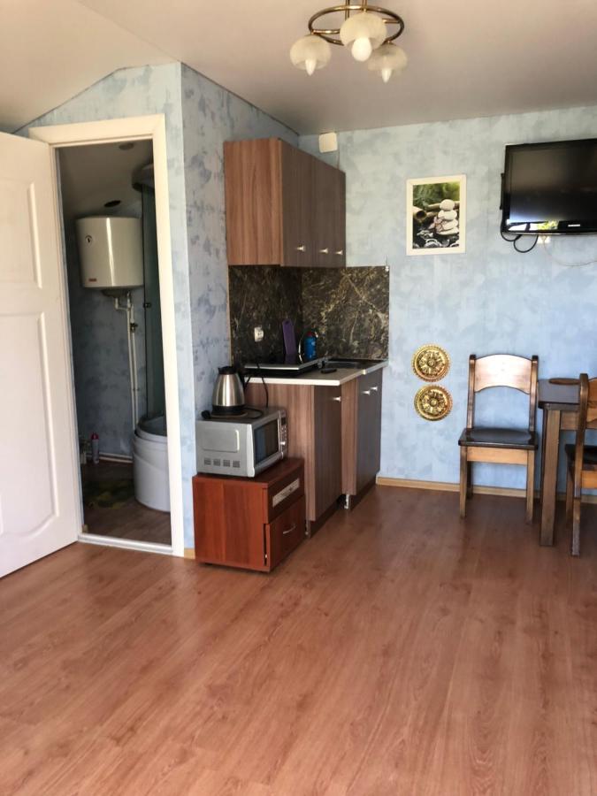 Приморско-Ахтарск: Guest House on 50 let Oktyabrya