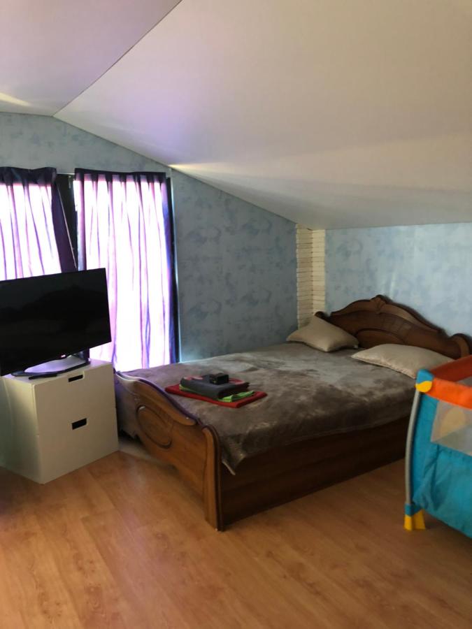 Приморско-Ахтарск: Guest House on 50 let Oktyabrya