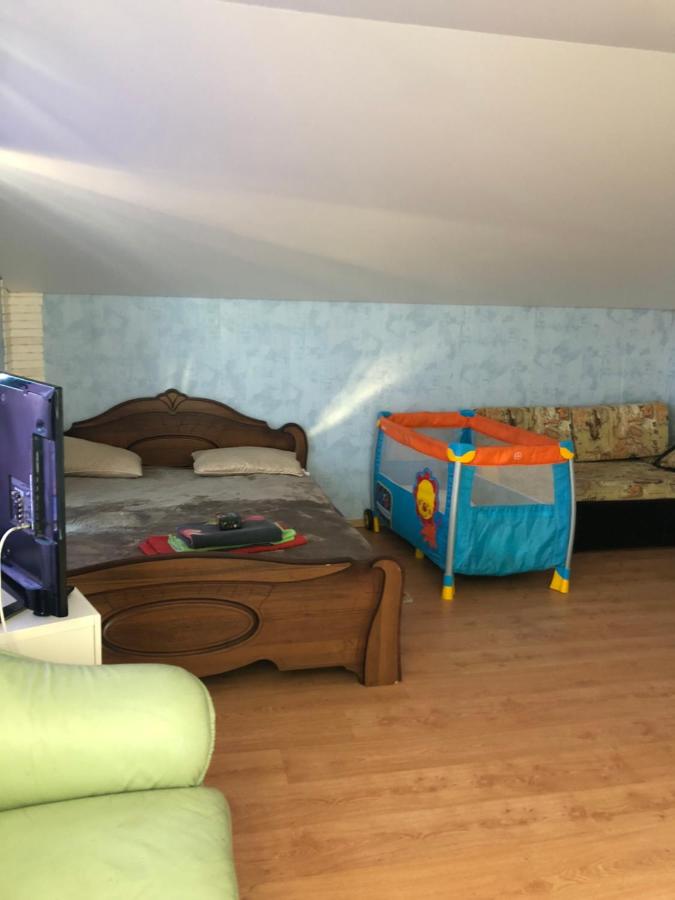 Приморско-Ахтарск: Guest House on 50 let Oktyabrya