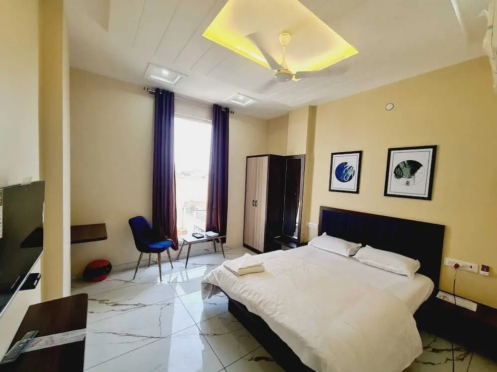 Сикар: Hotel Kaanjee