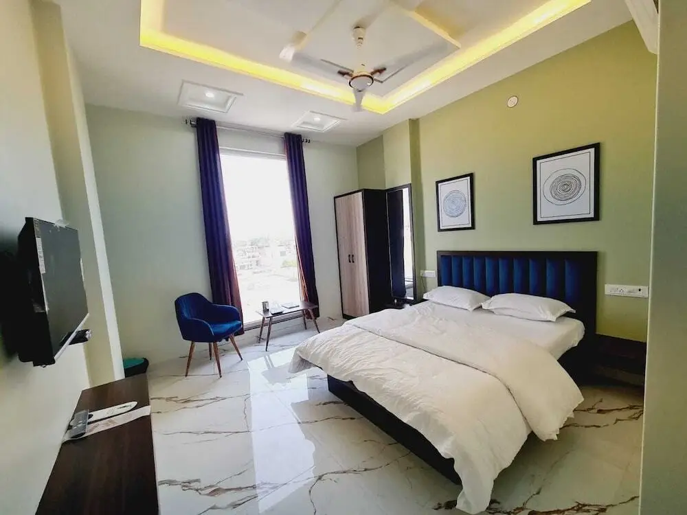 Сикар: Hotel Kaanjee