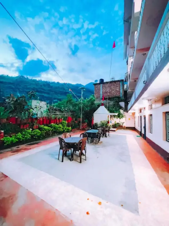 Чамоли: Hotel Heaven Chamoli Uttarakhand