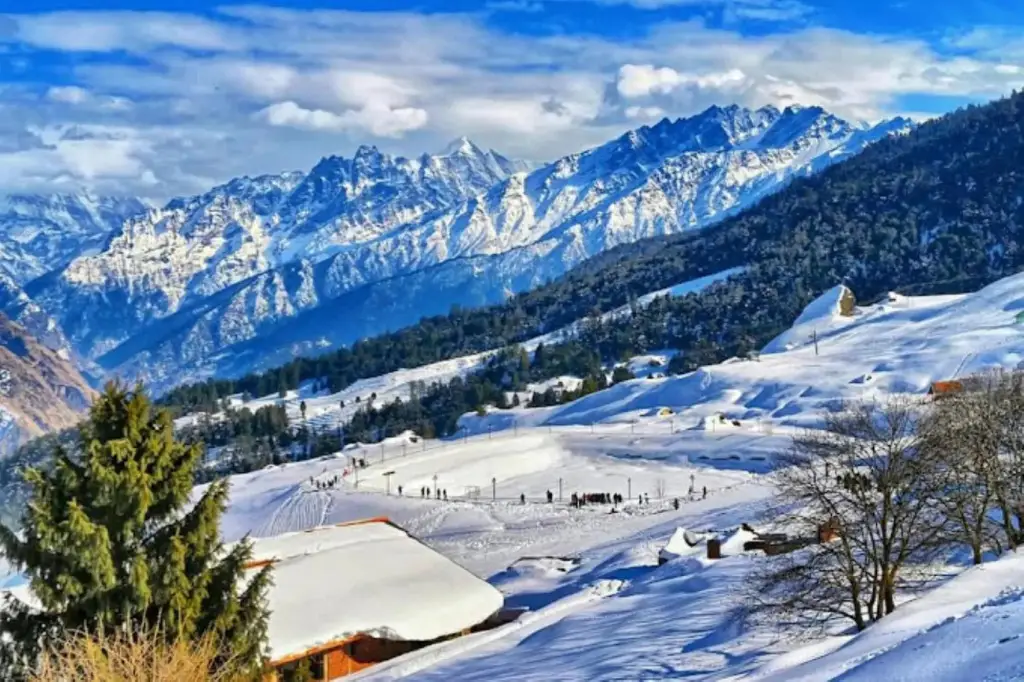 Чамоли: Hotel Heaven Chamoli Uttarakhand