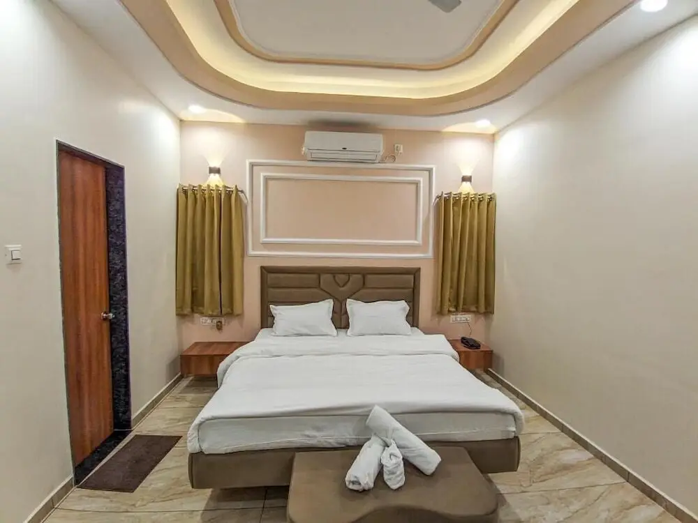 Бхудж: The Royal Riviera Resort & stay